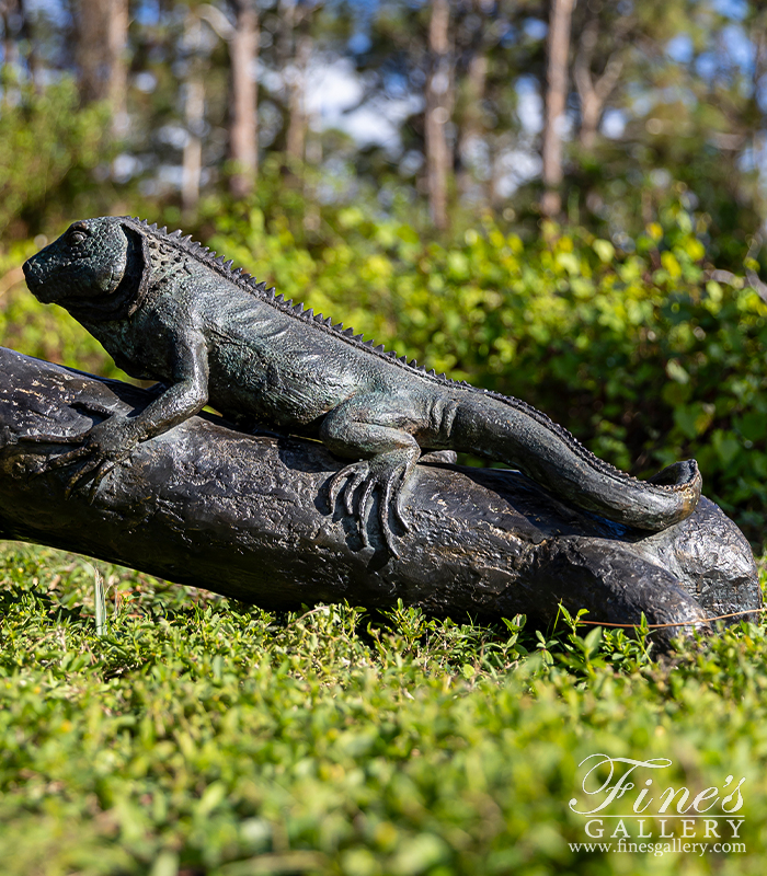 Search Result For Bronze Statues  - Bronze Iguanas On Tree Stump Statue - BS-489